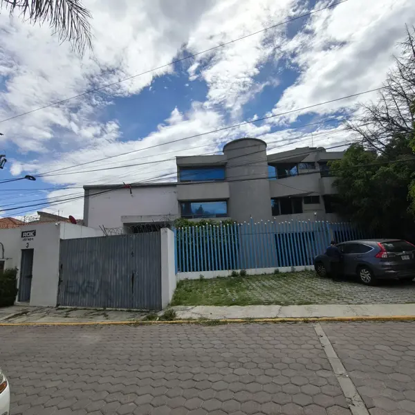 BODEGA CON OFICINAS EN RENTA EN SAN LORENZO ALMECALTLA, CUAUTLANCINGO, PUEBLA