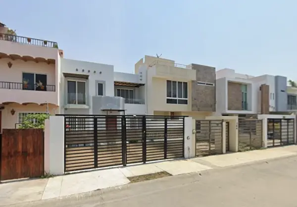 CASA EN VENTA EN VOVISSSTE 100, PUERTO VALLARTA, JALISCO