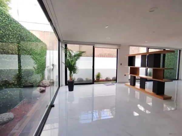 Casa en venta en Lomas de Angelópolis II, San Andrés Cholula — foto 2 de 42