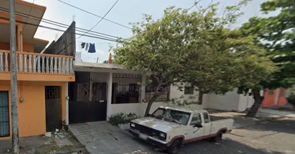 Casa en venta en Venustiano Carranza 3a Sección, Boca del Río — foto 3 de 7