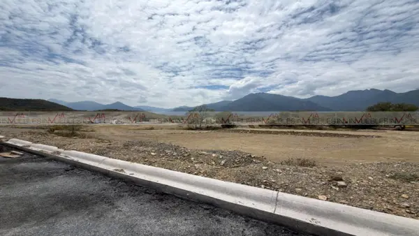 Terreno en venta en El Pueblito de Santiago, Santiago — foto 2 de 17