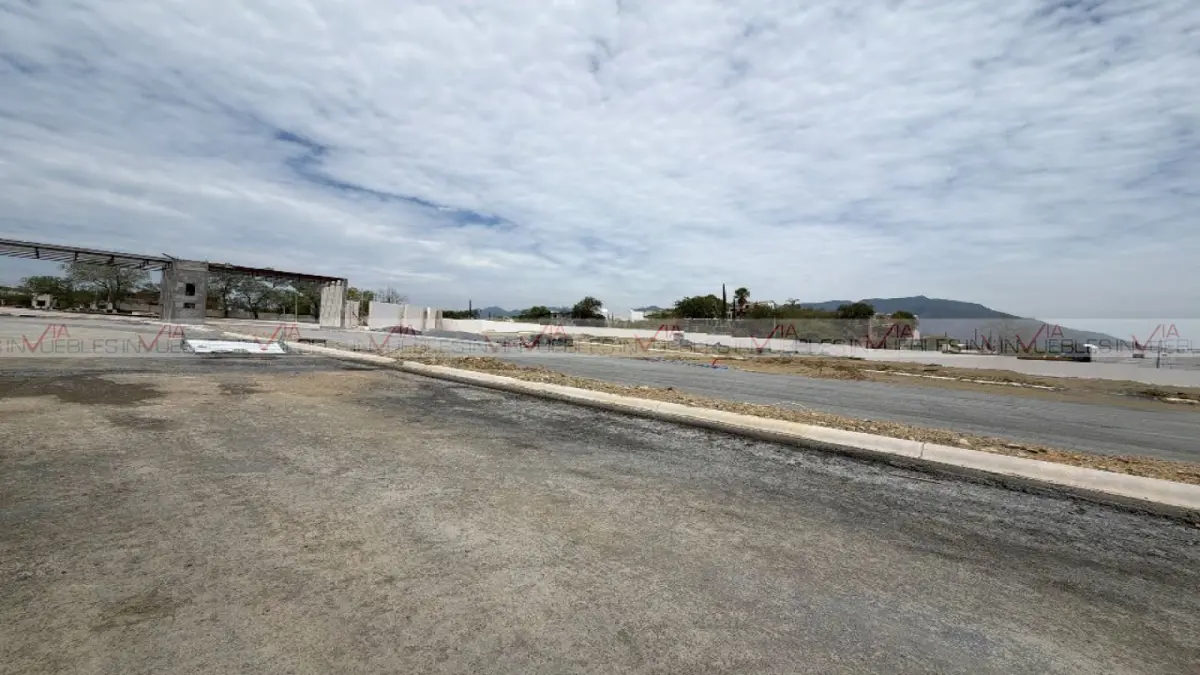 Terreno en venta en El Pueblito de Santiago, Santiago — foto 1 de 17