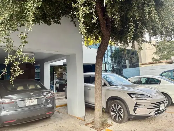 Oficina en venta en Del Valle, San Pedro Garza García — foto 3 de 38