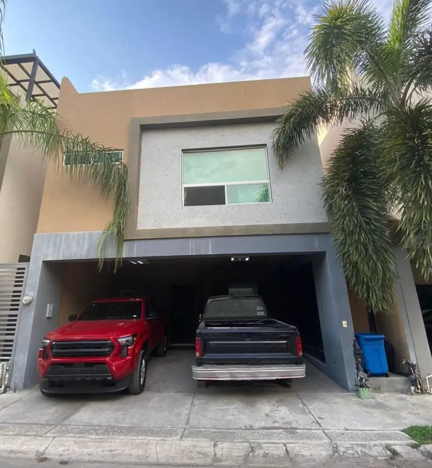 Casa en venta en Valle de Las Alamedas, San Nicolás de los Garza — foto 1 de 12