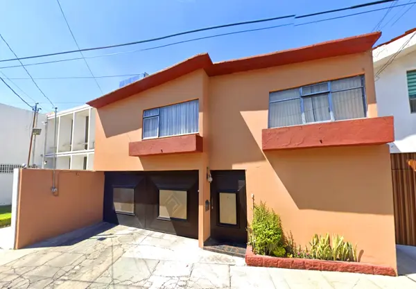Remate Bancario: Casa Independiente en Villa Carmel, Puebla