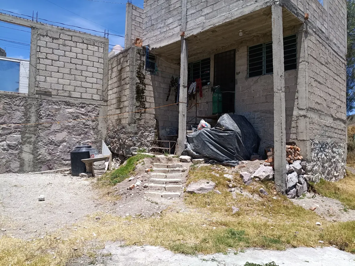 Casa en venta en Dos Carlos, Mineral de la Reforma — foto 1 de 17