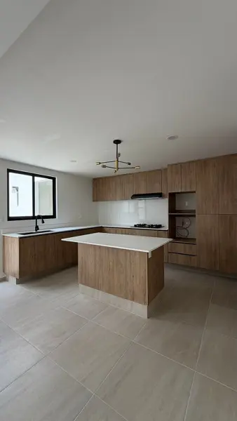 Casa en venta en Cañadas del Arroyo, Corregidora — foto 3 de 11