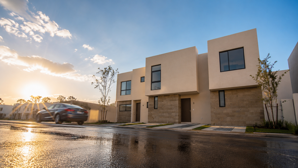 Casa en venta en DOZA El Mayorazgo, Hermosa, 3 Recámaras, Alberca, Segurdad 24.7 Casa en venta en DOZA El Mayorazgo, Hermosa, 3 Recámaras, Alberca, Segurdad 24.7