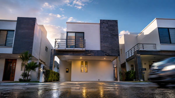 Casa en venta en Residencial del Parque, DOBLE ALTURA, Terreno 277 m2 Casa en venta en Residencial del Parque, DOBLE ALTURA, Terreno 277 m2