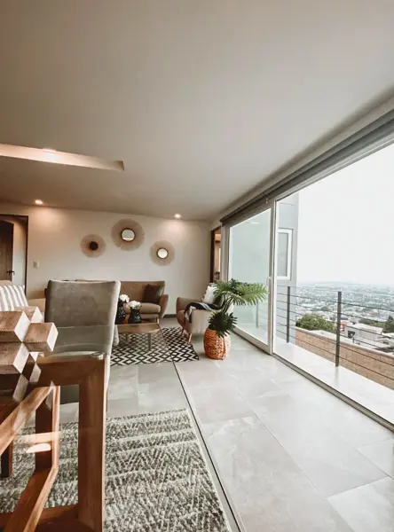 Hermosos Departamentos en Loma Dorada, 2 y 3 Recamaras, Centricos y de LUJO !! — foto 1 de 9