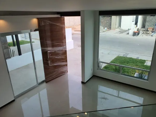 Casa en venta en Cañadas del Arroyo, Corregidora — foto 3 de 16