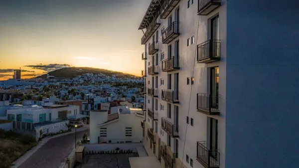 Hermoso Departamento en Cumbres del Lago, 177 m2, 3 Recamaras, 3 Baños.. — foto 1 de 16
