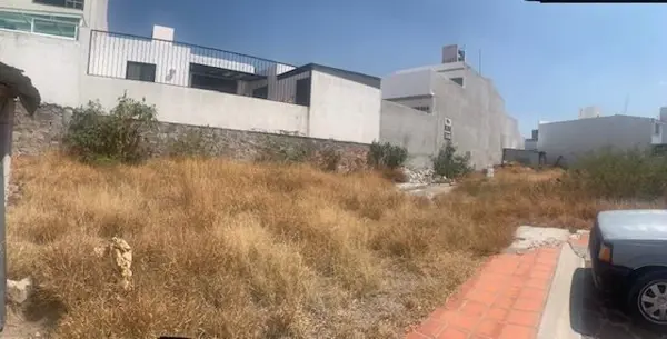 Se Vende Terreno en Pedregal de Schoenstatt, 353 m2 de GRAN TAMAÑO !!