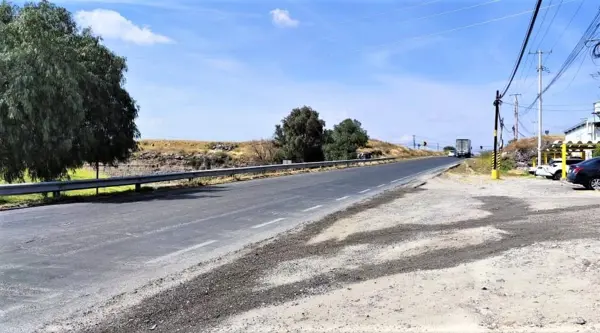 Se Vende Terreno para GASOLINERA en Corregidora. Uso de Suelo MIXTO. — foto 1 de 7