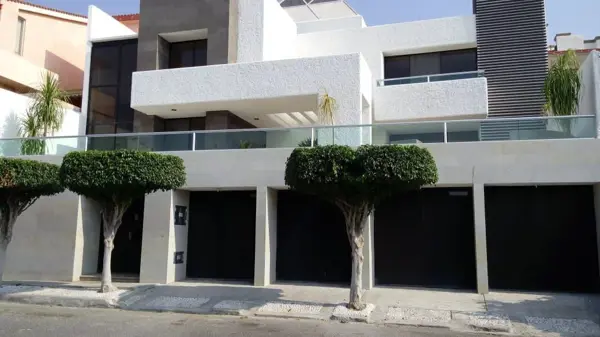 Hermosa Residencia en LOMA DORADA, Super Céntrica, 4 Niveles ! — foto 1 de 32