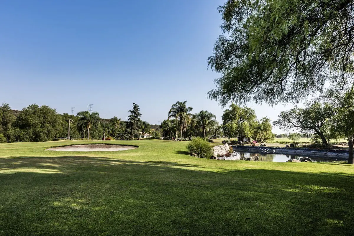 Terreno en venta en Balvanera Polo y Country Club, Corregidora — foto 1 de 27