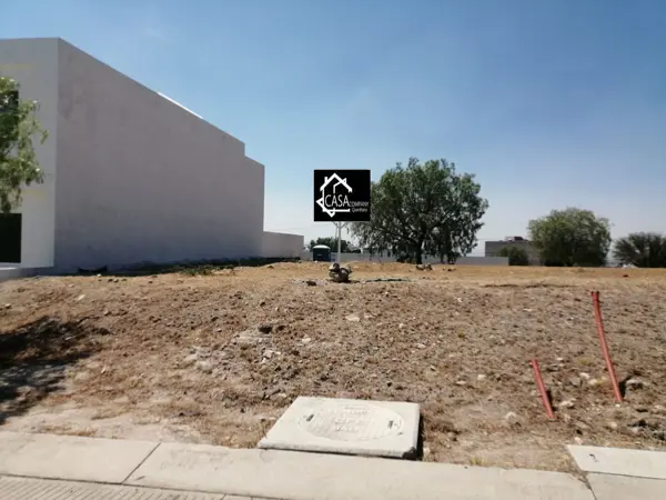 En Venta de 4 Terrenos en Juriquillla Campestre de 300 m2 C.U, Oportunidad !! — foto 1 de 3