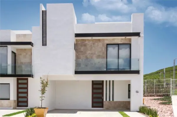 Estrena Casa en Zibata, Club de Golf, 3 Recamaras, 3.5 Baños, Roof Garden Jardín