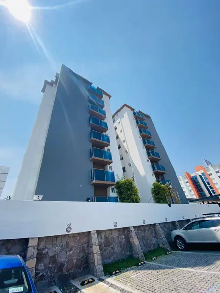 Se Vende Departamento en Centro Sur, 3 Recamaras, 3 Baños, Alnberca, 2 Autos..