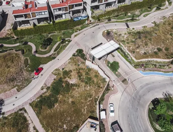 Terreno Plano 188 m2 en Altozano en Esquina, de OPORTUNIDAD!! — foto 1 de 4