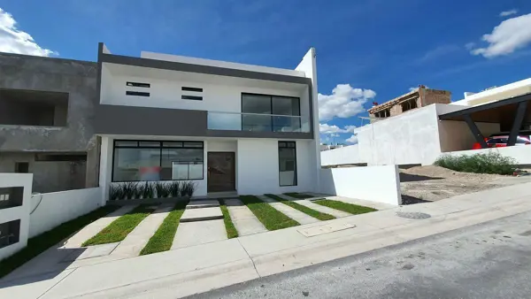 Estrena Residencia en Lomas de Juriquilla, 4 Recamaras, 4.5 Baños, SUPER PREMIUM — foto 1 de 25