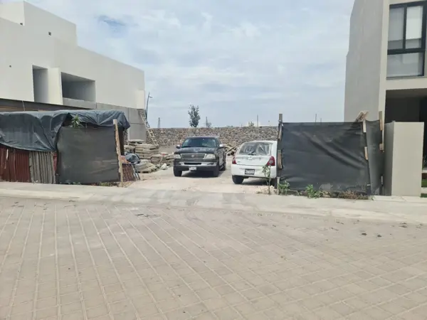 Se Vende Terreno Plano en Lomas del Campanario de 270 m2, Oportunidad !! — foto 1 de 5