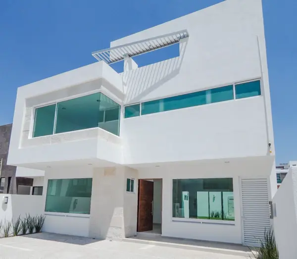 Venta o Renta Residencia en Lomas de Juriquilla, Gran Jardín, 4ta Rec en PB Venta o Renta Residencia en Lomas de Juriquilla, Gran Jardín, 4ta Rec en PB