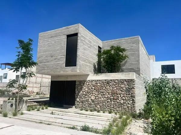 Casa en venta en Cañadas del Arroyo, Corregidora — foto 2 de 11