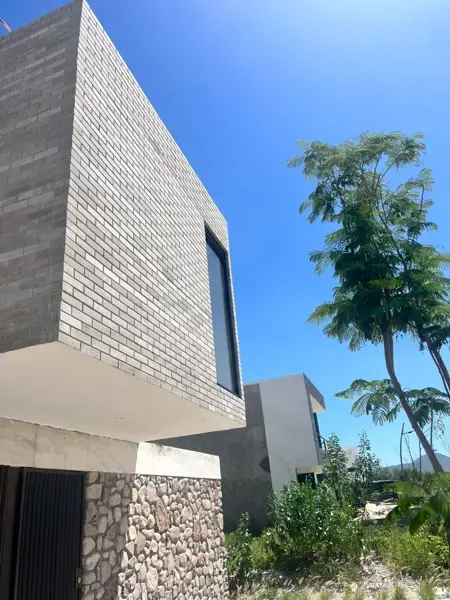 Casa en Cañadas del Arroyo, Estrena, 3 Recamaras, 3 Baños, Doble Altura, Jardín. — foto 1 de 11