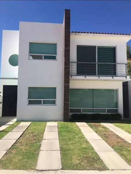 Se Vende Casa en Cumbres del Lago, Gran Jardín, Terreno de 292 m2, Cto Servicio — foto 1 de 24