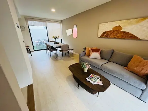 Casas en Venta en Zakia, 3 Recamaras, 2.5 Baños, Jardín, Alberca, Equipada, LUJO