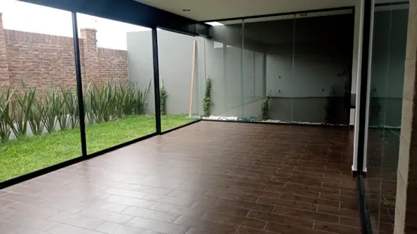 Casas en Venta en Altozano Querétaro, 4ta Recamara en PB, Cto de Servicio, Lujo — foto 1 de 35