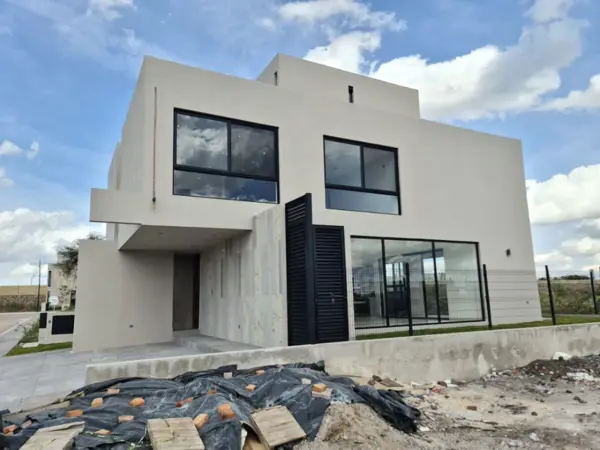 Lomas del Campanario Norte: Residencia de Autor, Estrena YA !