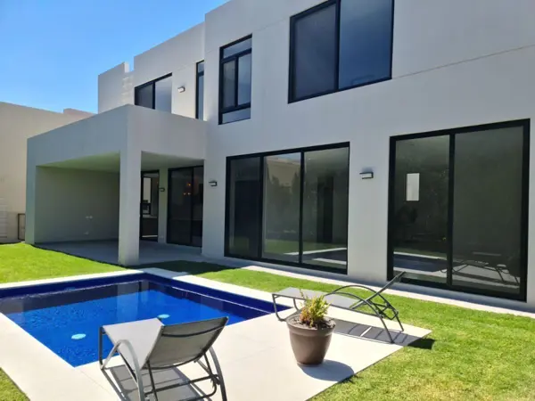 El Campanario: Residencia de Autor, Alberca Propia, Luxury y Premium.