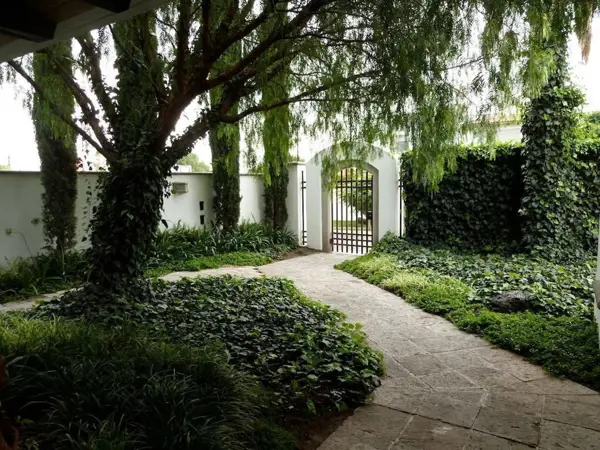 Residencia en Venta en Juriquilla Misiones, Terreno 800 m2, Hermosa !! — foto 1 de 8
