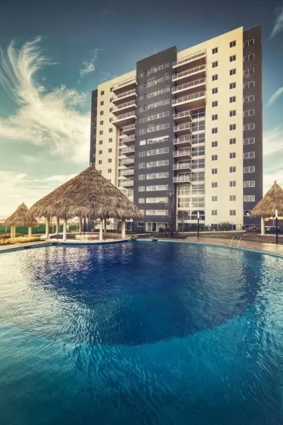 Estrena Depa Ya, ¡Tu Nuevo Hogar en El Refugio! Gran Oportunidad de Inversión — foto 1 de 17