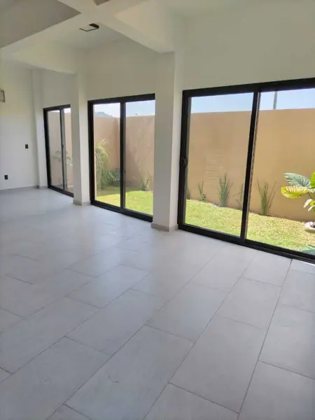 Casa en venta en Altozano el Nuevo Querétaro, Querétaro — foto 2 de 17