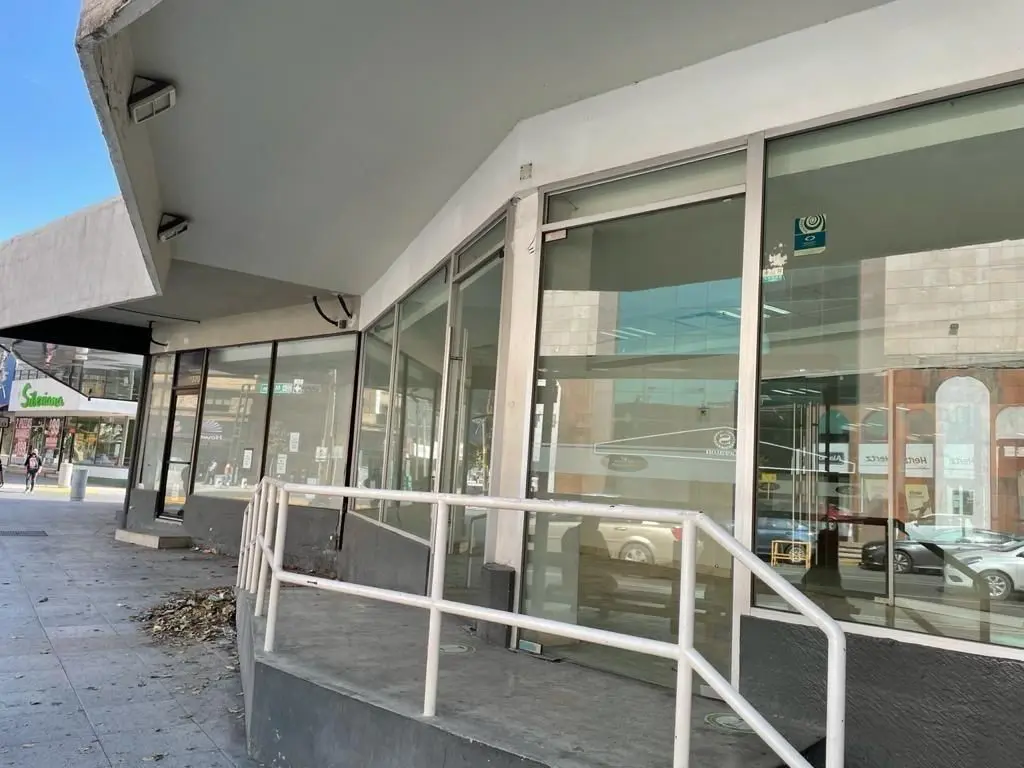 Local en renta en Monterrey Centro, Monterrey — foto 1 de 6