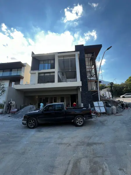 Casa en venta en Sierra Alta 10 Sector, Monterrey — foto 3 de 42