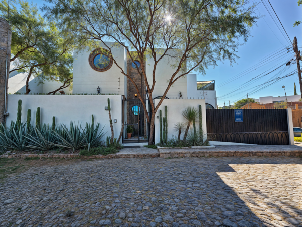 Preciosa Casa en Venta en San Miguel de Allende - Casa Bella Vista