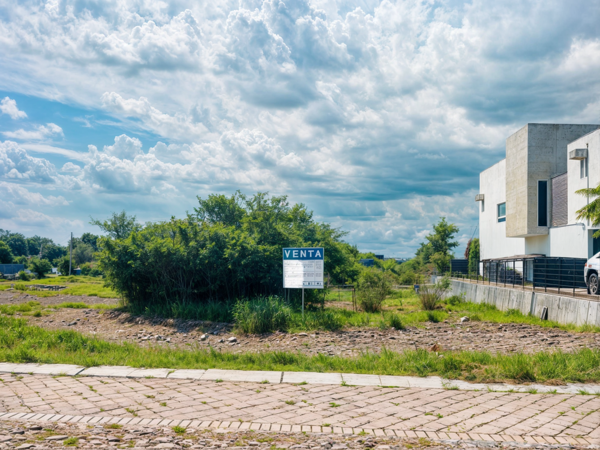 Gran Terreno en Venta en El Campanario - ¡Ubicación Premium!