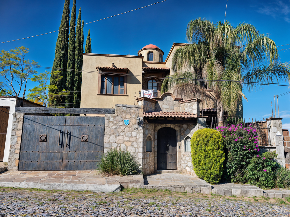 Casa en venta en San Miguel de Allende Centro, San Miguel de Allende — foto 1 de 6