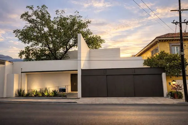 Casa en venta en Zona Jeronimo Siller, San Pedro Garza García — foto 2 de 15