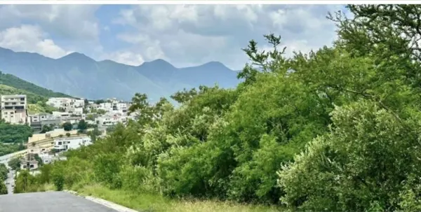 Terreno en venta en Bosques de Valle Alto, Monterrey — foto 2 de 4