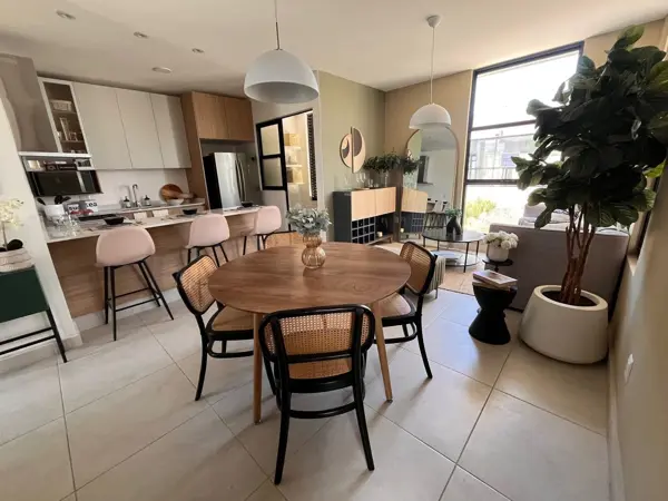 Departamento en Venta en Corregidora, 2 Recámaras, 2 Baños, 2 Autos, Alberca