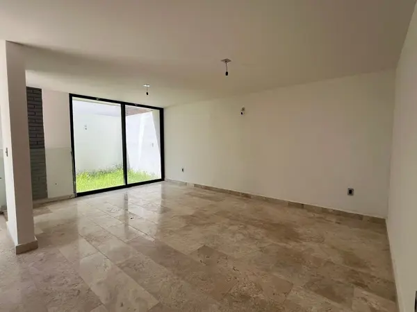 Casa en venta en Cañadas del Arroyo, Corregidora — foto 3 de 15