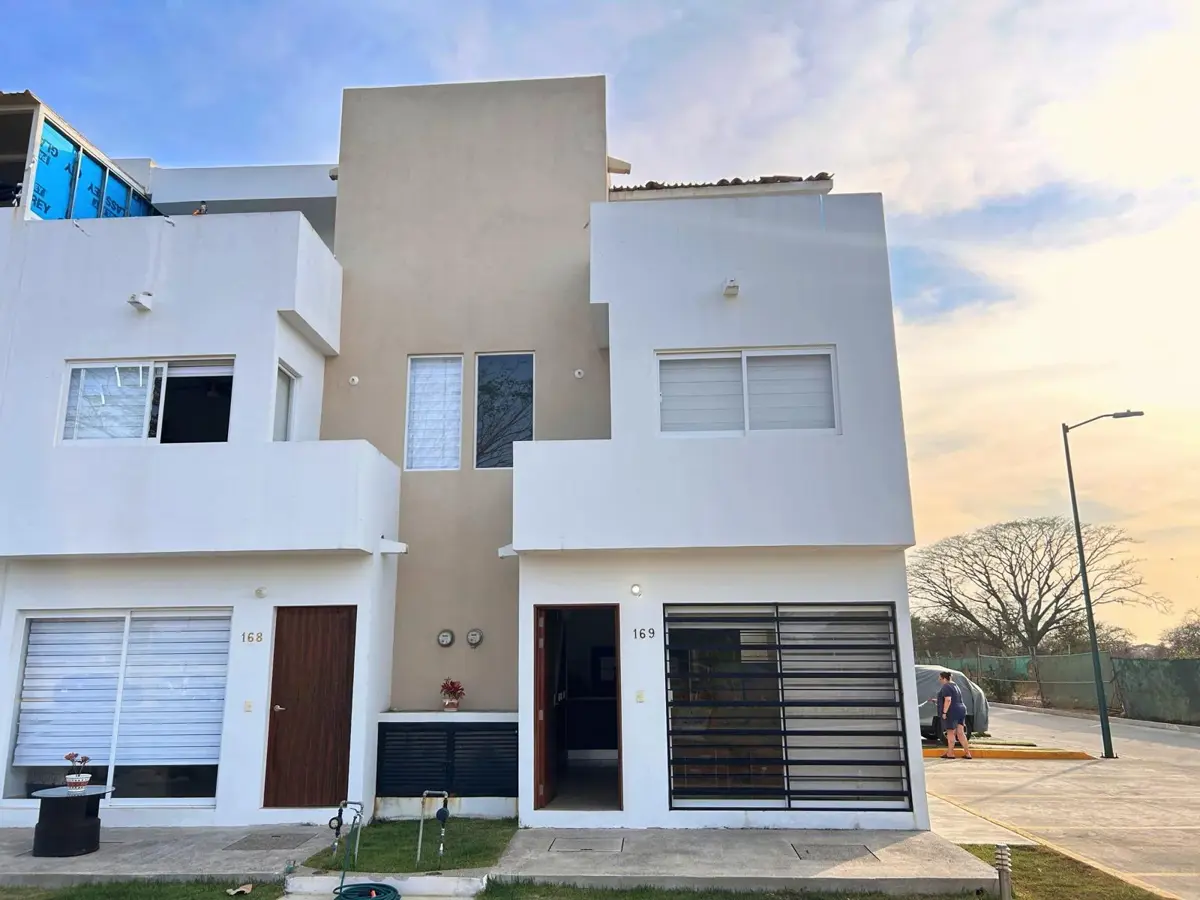 Casa en venta en Nuevo Ixtapa, Puerto Vallarta — foto 1 de 4