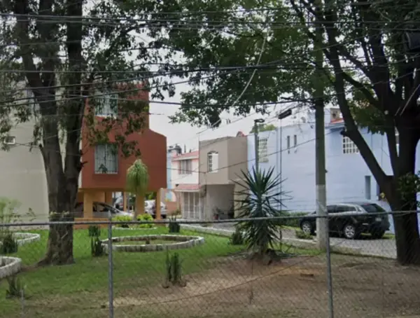 Casa en venta en Parques de Zapopan, Zapopan — foto 3 de 9