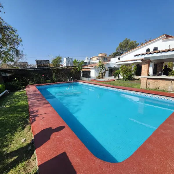 Casa con alberca en Hacienda Tetela, Cuernavaca - Bienes raíces en Morelos