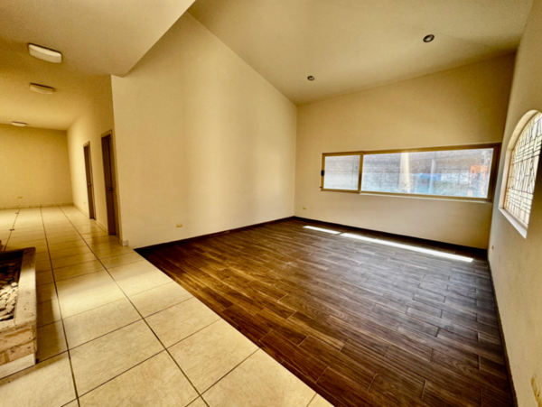 Casa en venta en Los Viñedos, Torreón — foto 2 de 29